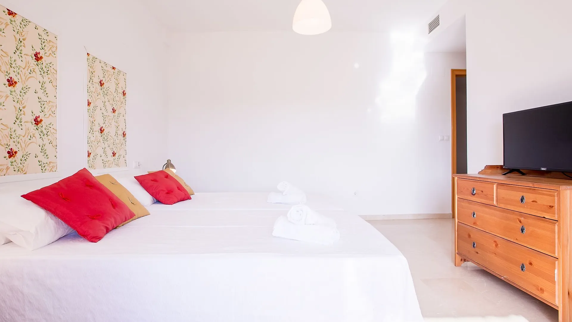 Oleholidays Adosado Villas Y Golf Guadalmina Urbanizacion Privada Marbella Feriehus