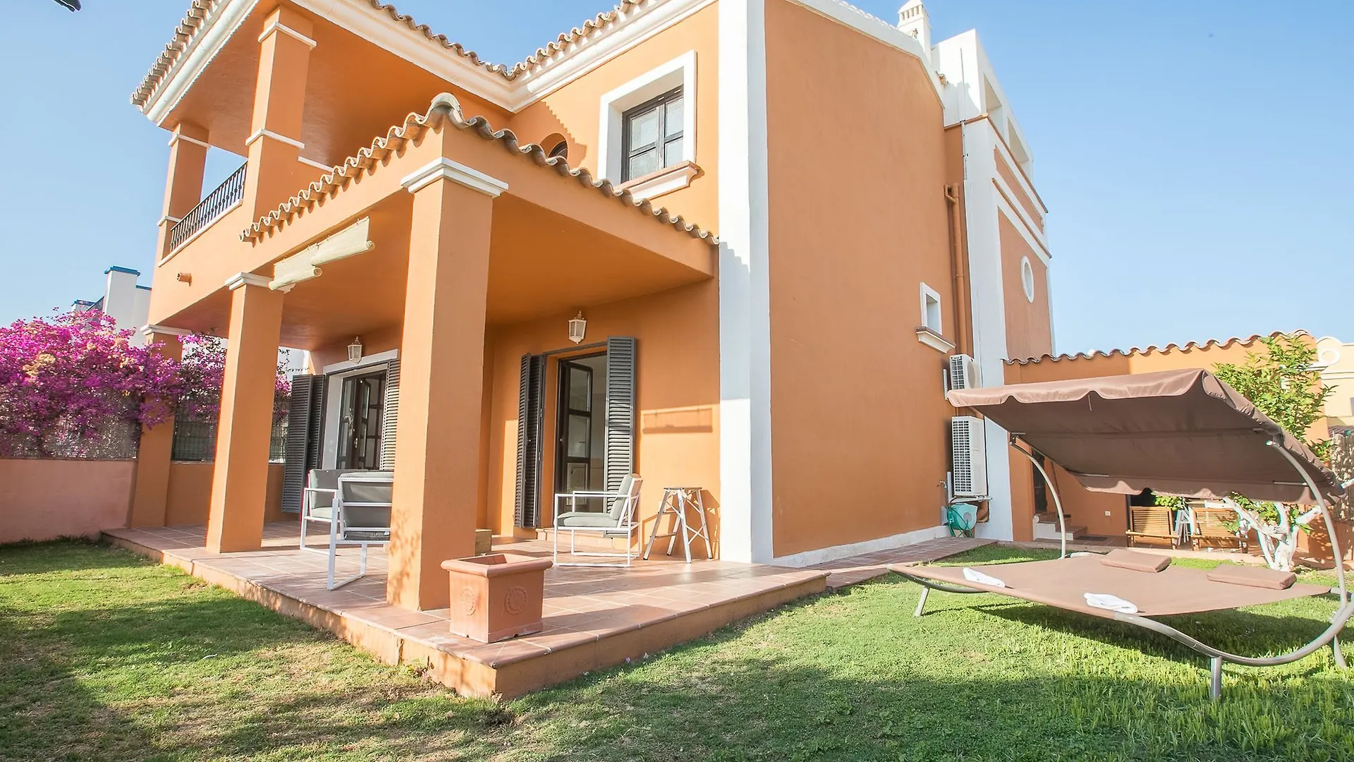 Oleholidays Adosado Villas Y Golf Guadalmina Urbanizacion Privada Marbella 0*,